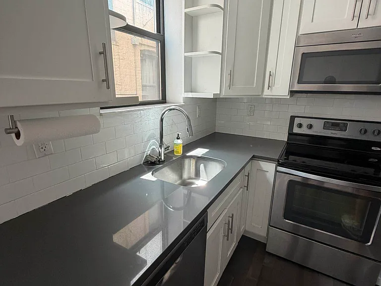 9013 Fort Hamilton Pkwy #1 — Photo 4
