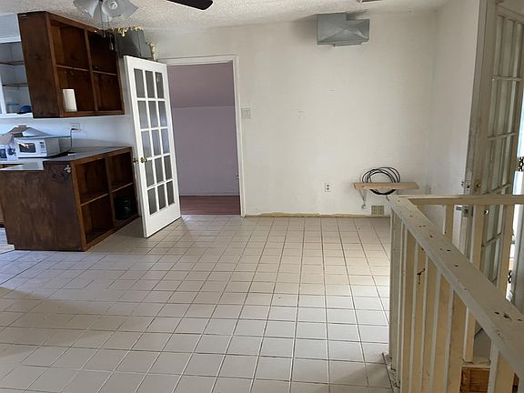 2nd image of 1601 W County Road 120 #21