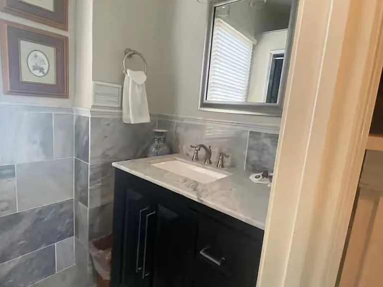 2477 Royal St #A — Photo 9