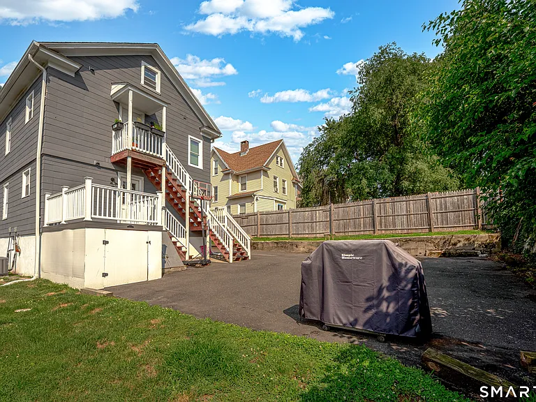 36 Ellis St — Photo 6