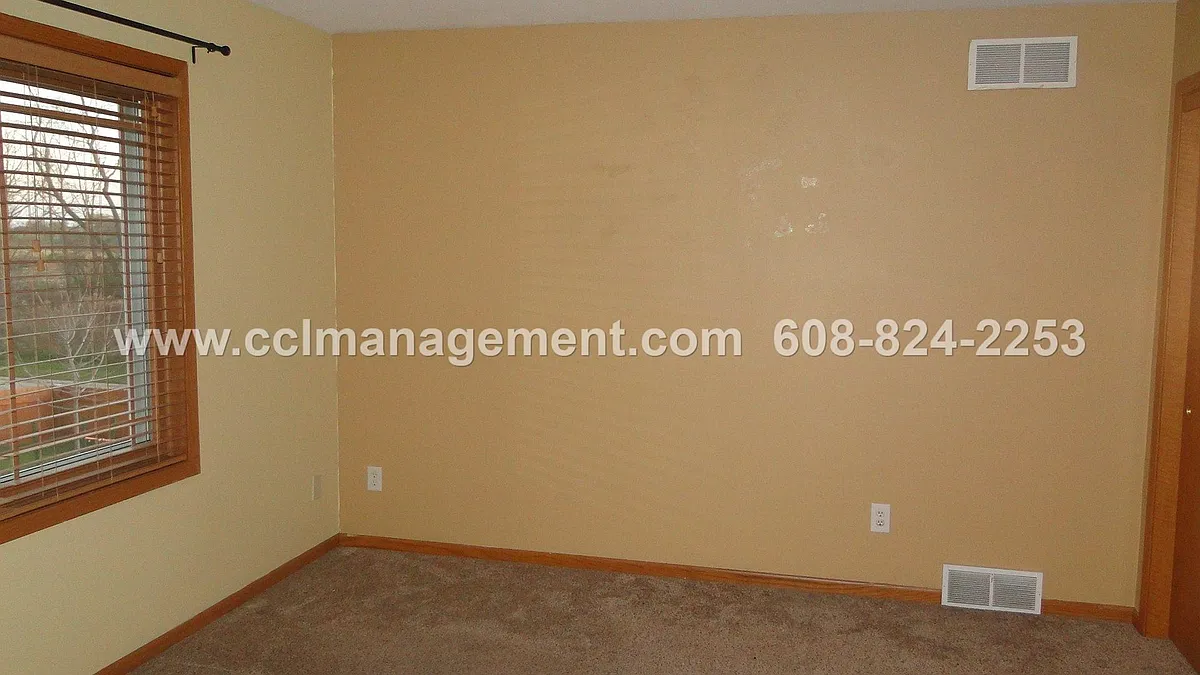 Building Photo - 1241 Gas Light Dr