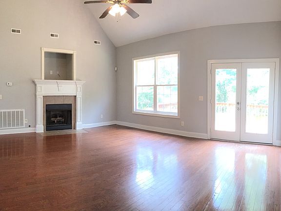 5th image of 104 Denny Cove Dr