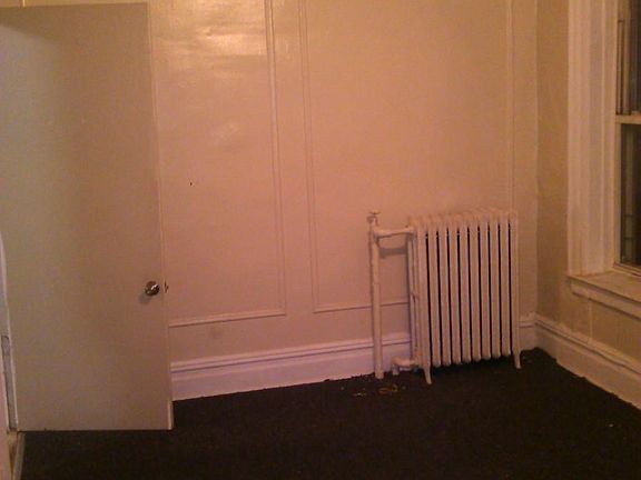 4th image of 1621 Taylor Ave #3