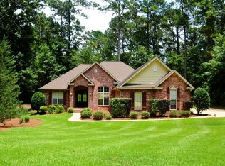 49 Longstone Rd, Hattiesburg, MS 39402