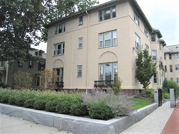 Building Photo - 1617 Massachusetts Ave #31