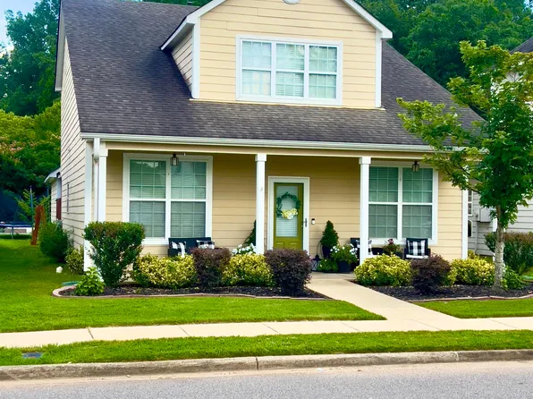 5886 Ridgeline Dr, Bessemer, AL 35022