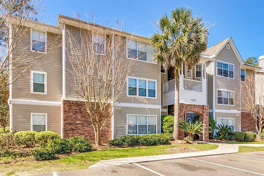 1st image of 188 Midland Pkwy APT 404