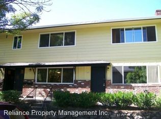 1427-1429 NE Hancock St #1, Portland, OR 97212