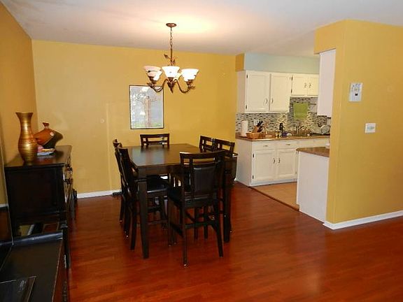 Dining Room / Kitchen