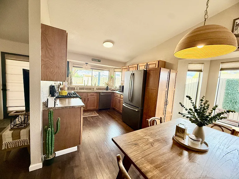 5871 N Edenbrook Ln — Photo 10
