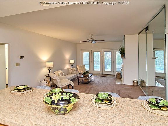 5th image of 5 Players Club Dr APT B103