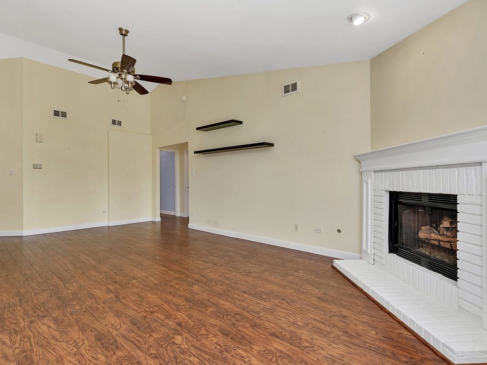 5609 W Von Ave UNIT D, Monee, IL 60449 Zillow