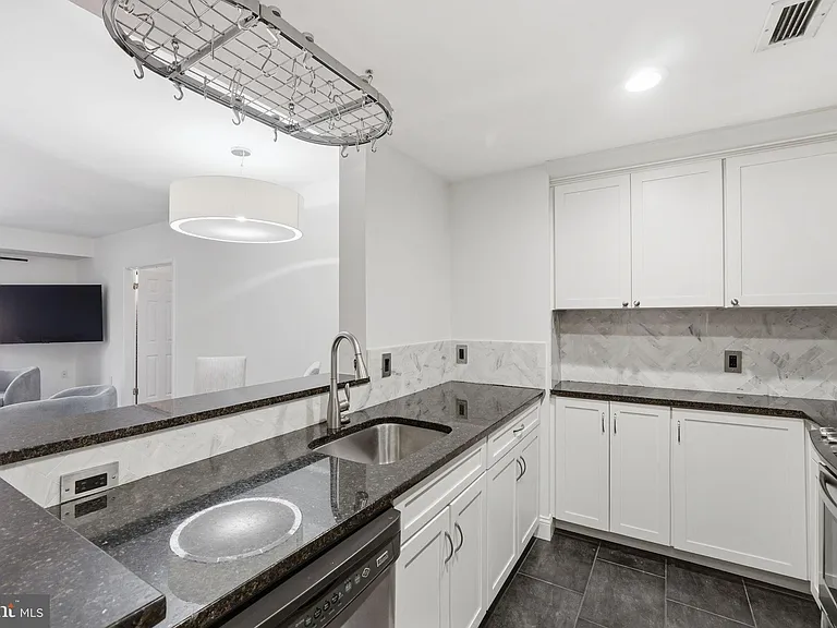 2301 N St NW #101 — Photo 5
