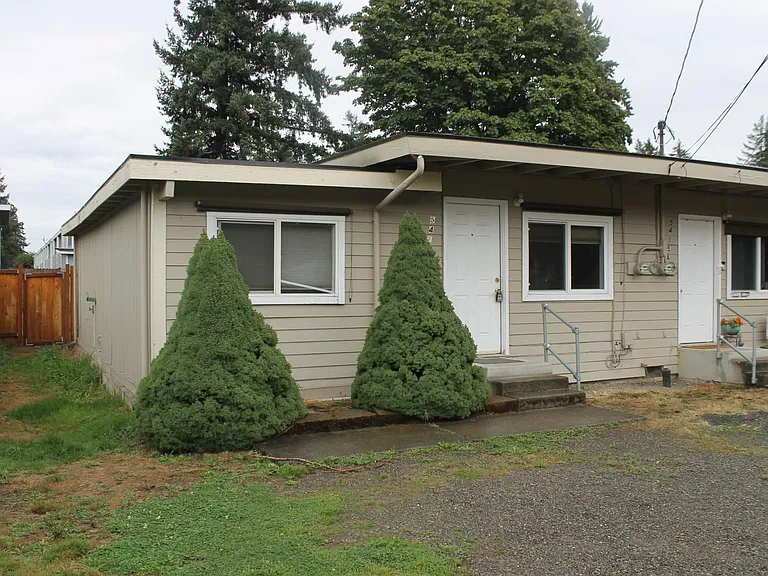 5415 Detroit Ave SW #B — Photo 2