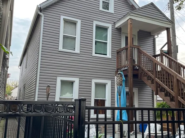 3339 S Artesian Ave, Chicago, IL 60608