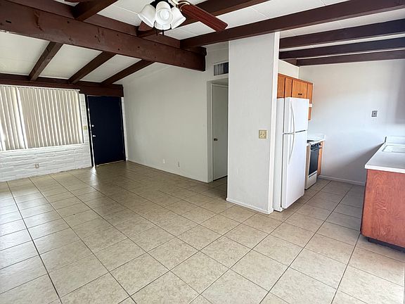 4th image of 3627 E Lee St APT G