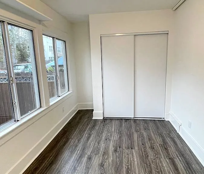 20 Brooks Ave #101 — Photo 3