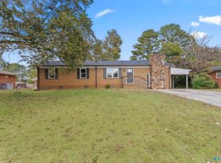 314 Larkwood Dr SW, Decatur, AL 35601