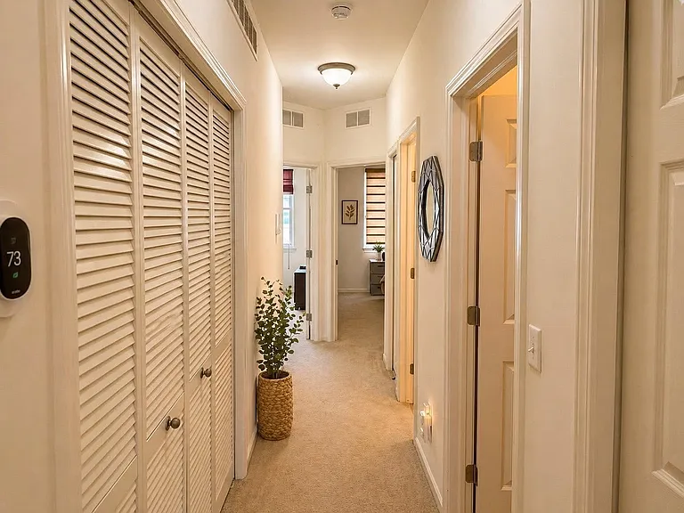 1346 Hillcrest Dr — Photo 5