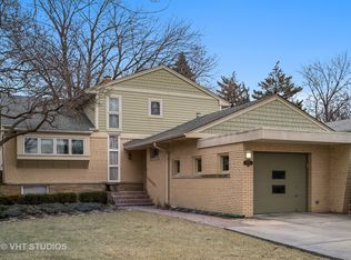 2828 W Catalpa Ave, Chicago, IL 60625