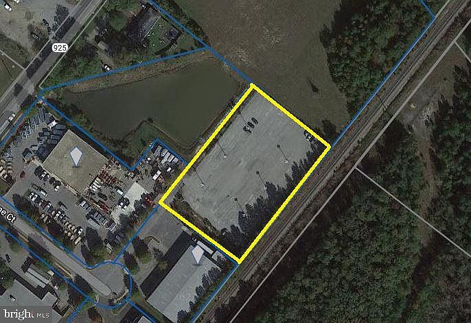 2nd image of 12040 Trade Zone Ct