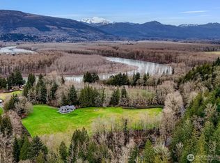 27806 W Gilligan Creek Rd, Sedro Woolley, WA 98284