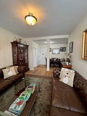 Rented by Compass | media 2