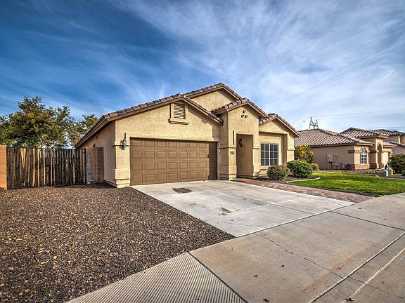 4th image of 1034 E Rosebud Dr