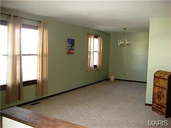 4th image of 1950 Valerie Ct