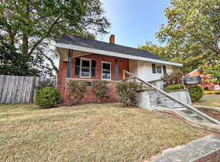220 Duncan Ave, Greenwood, SC 29646