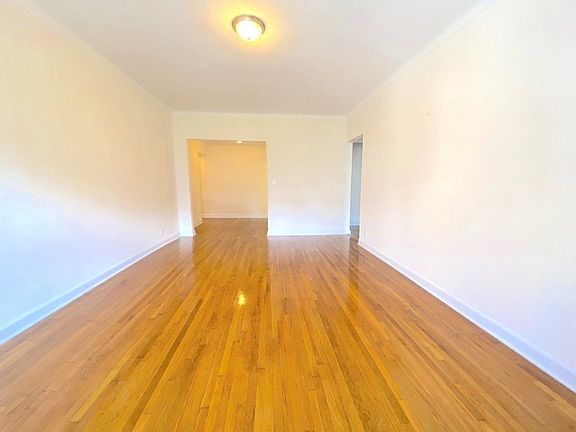 2nd image of 216 W 102nd St APT 5F