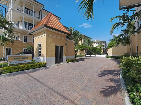 3940 N Flagler Drive #203, West Palm Beach, FL 33407