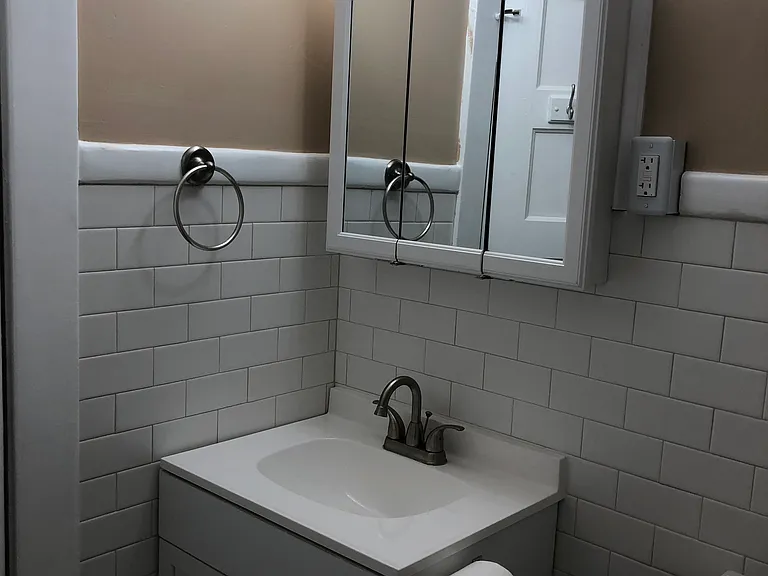 348 Hayes St — Photo 13