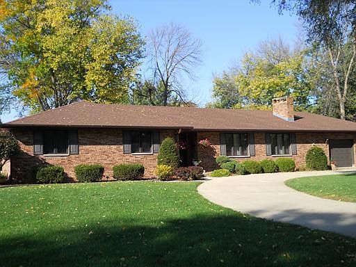 1st image of 2203 Aplington St