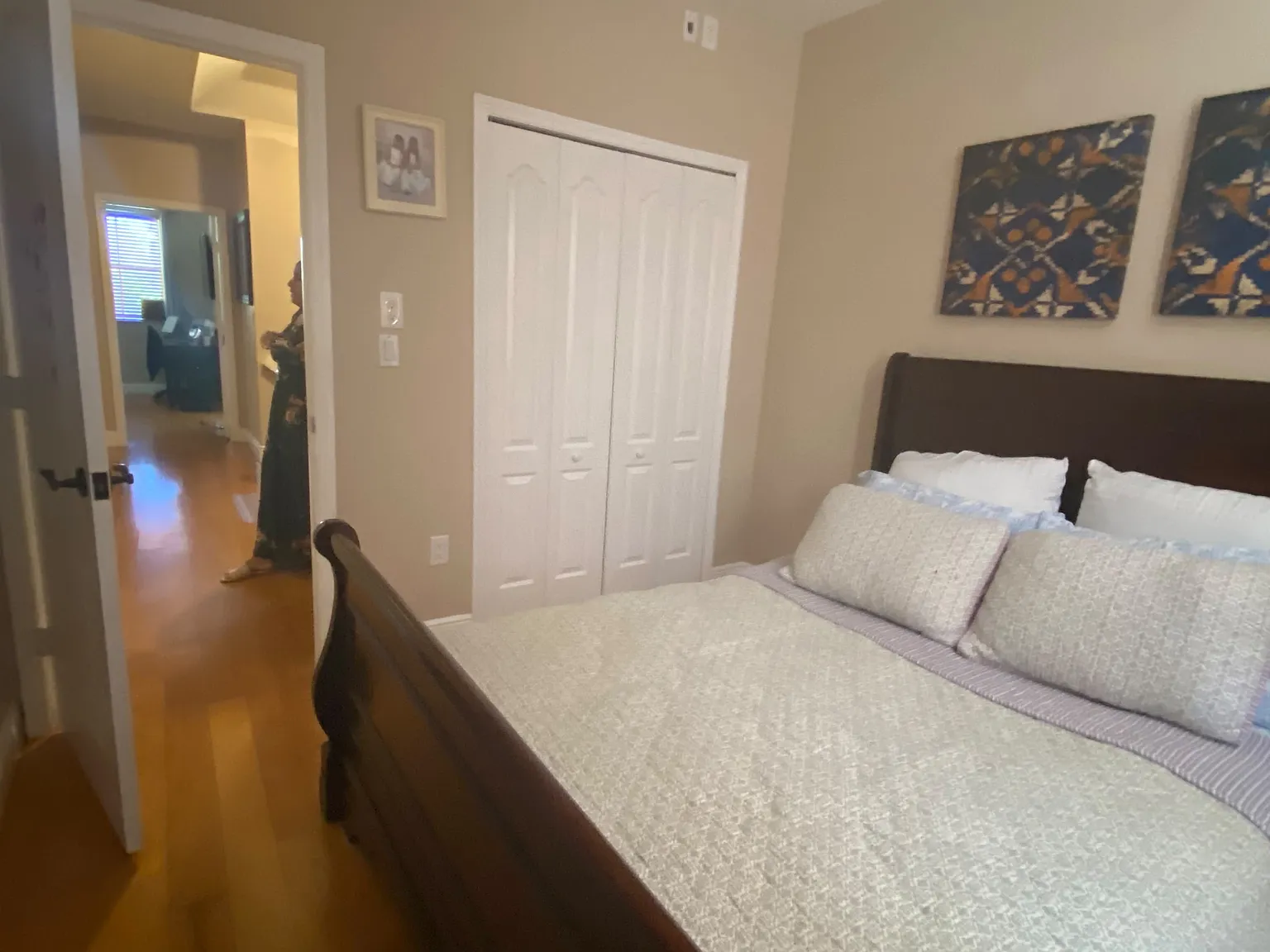 3 bed, 2.5 bath, 1580 sqft, $3,300 — Photo 4