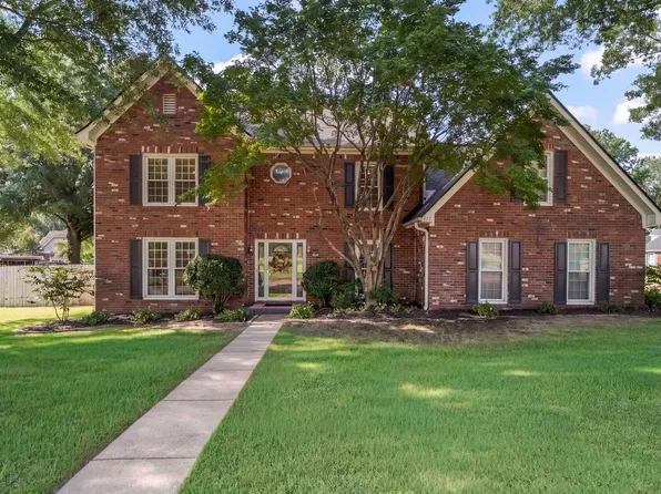 627 E Harpers Ferry Rd, Collierville, TN 38017
