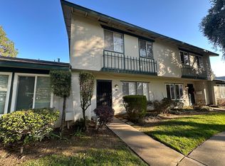 8895 Salmon Falls Dr APT B, Sacramento, CA 95826