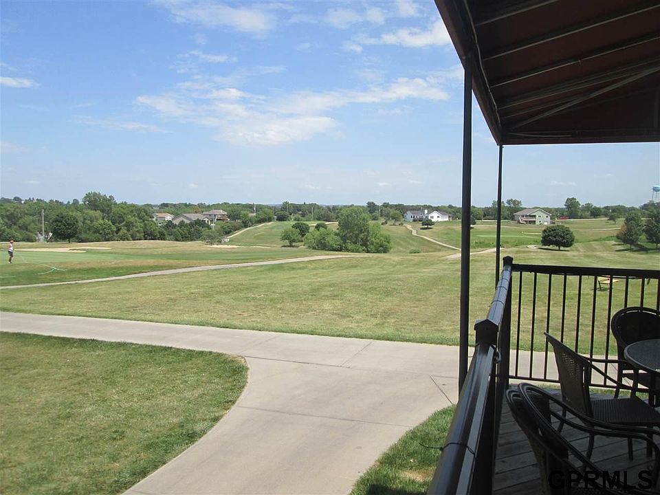 2nd image of 8642 Lake Ridge Dr