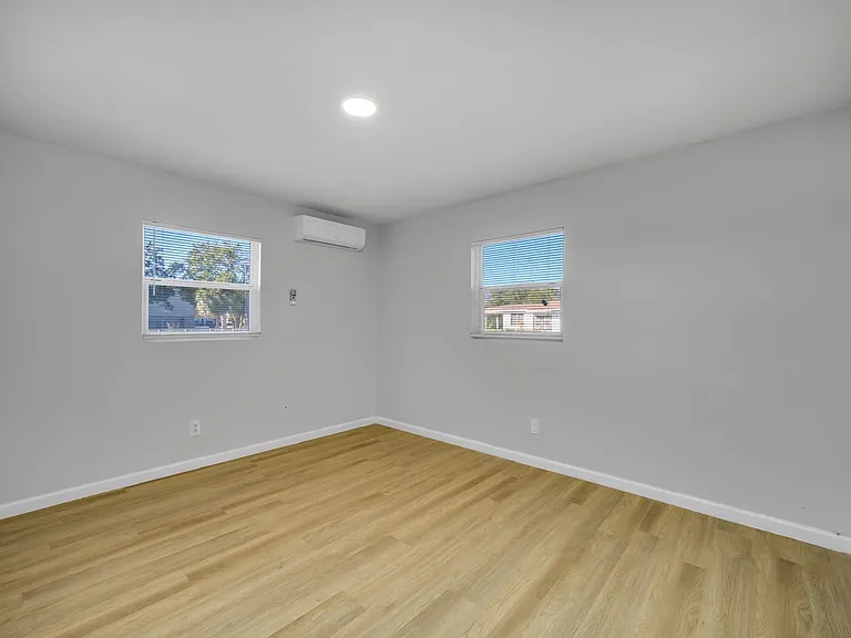 5106 E Columbus Dr — Photo 27