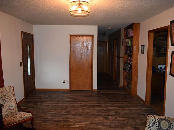 2nd image of 371 Beechwood Dr