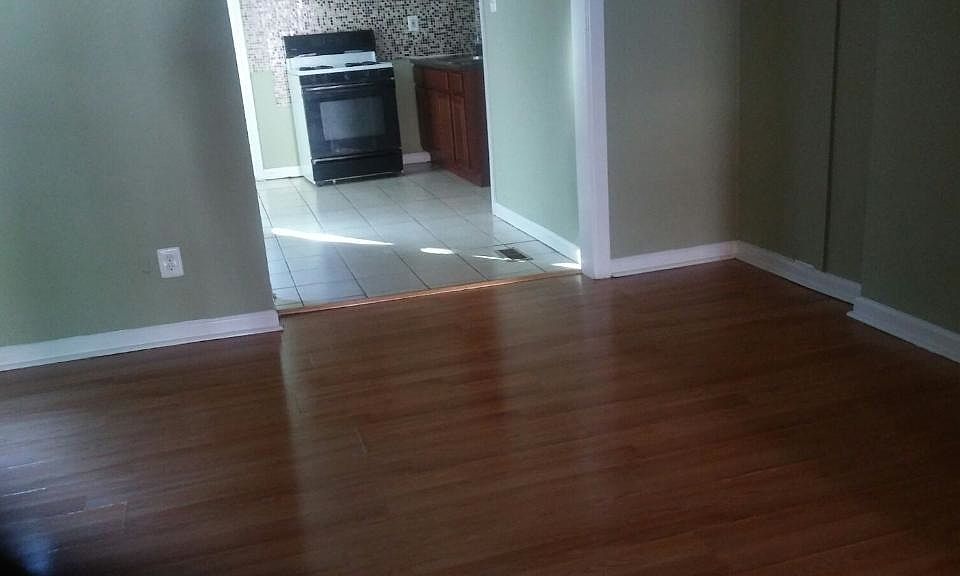 2nd image of 415 N 60th St