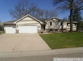 13473 Ellsworth Ct, Apple Valley, MN 55124