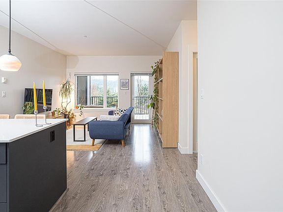 5th image of 286 Wilfert Rd #308