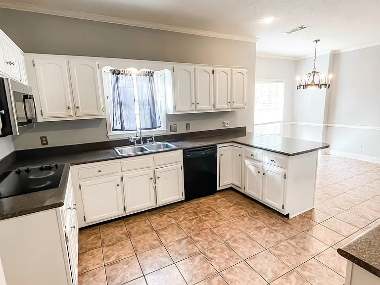3366 Bailey Creek Cv N — Photo 2