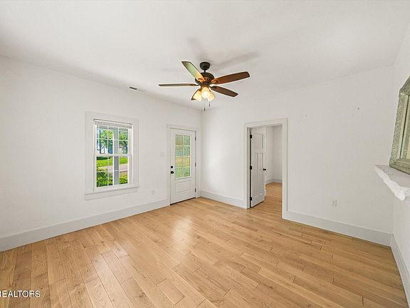 5th image of 1101 Hiawassee Ave