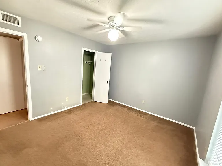 3111 Primrose Ln — Photo 5