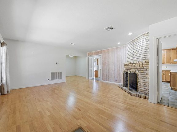 5th image of 405 Ridgewood Rd