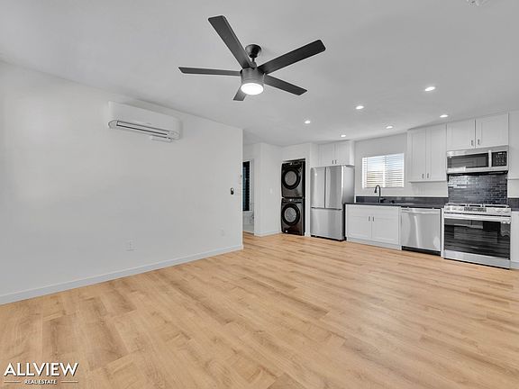 4th image of 4616 36th St