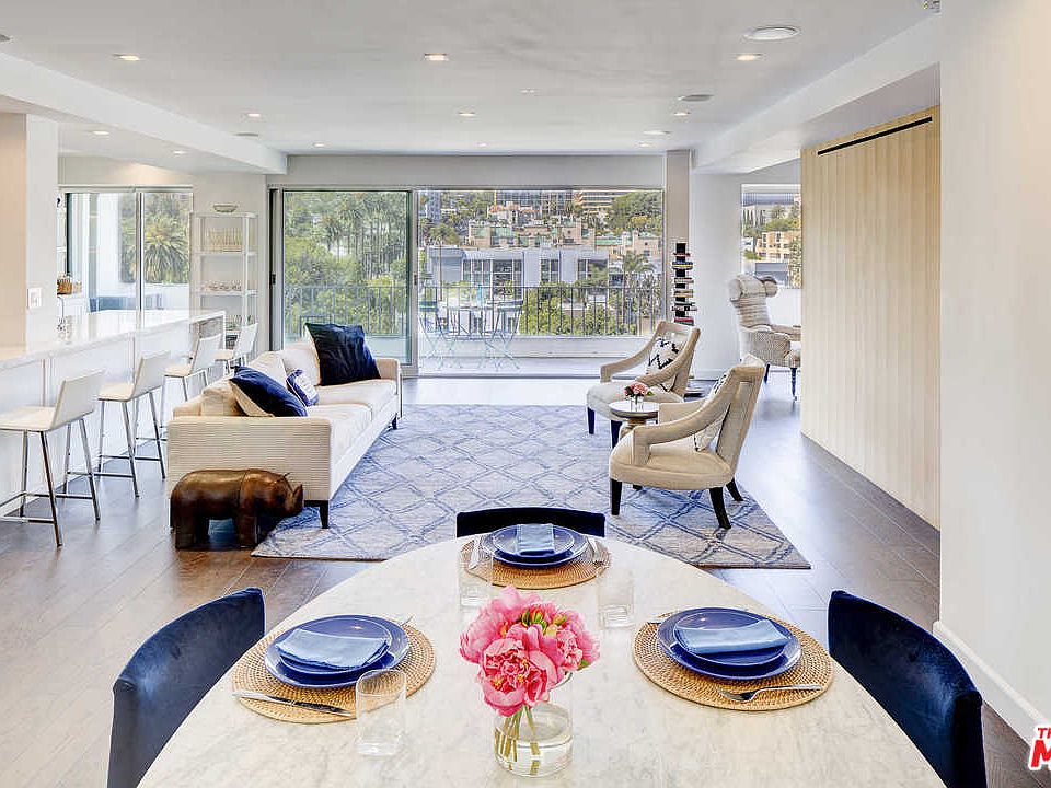 1st image of 838 N Doheny Dr APT 905