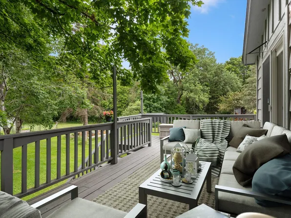 5870 Main St W, Maple Plain, MN 55359